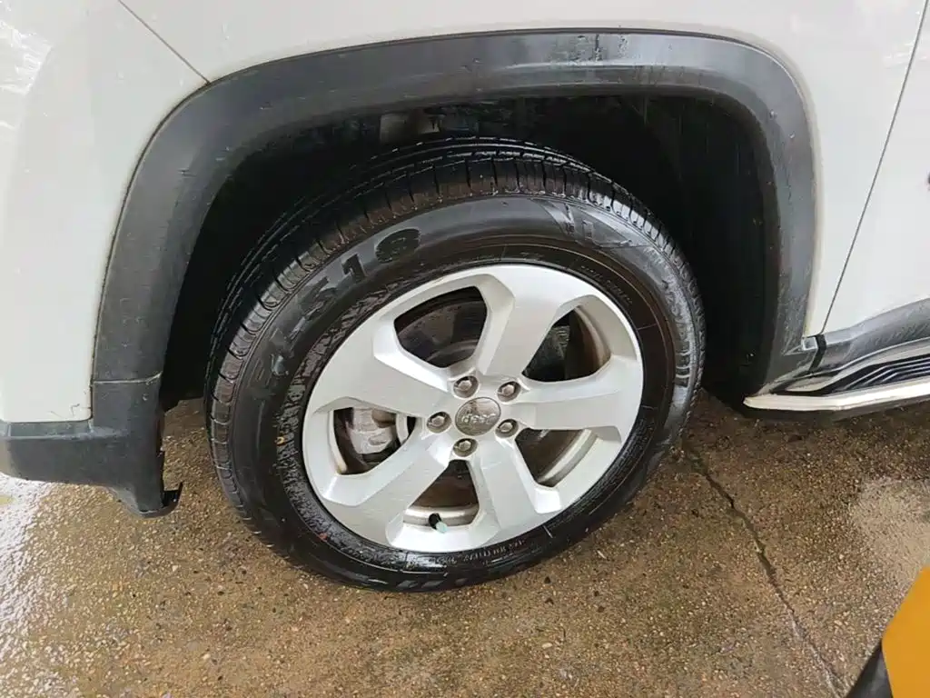 Jeep Compass — миниатюра 23