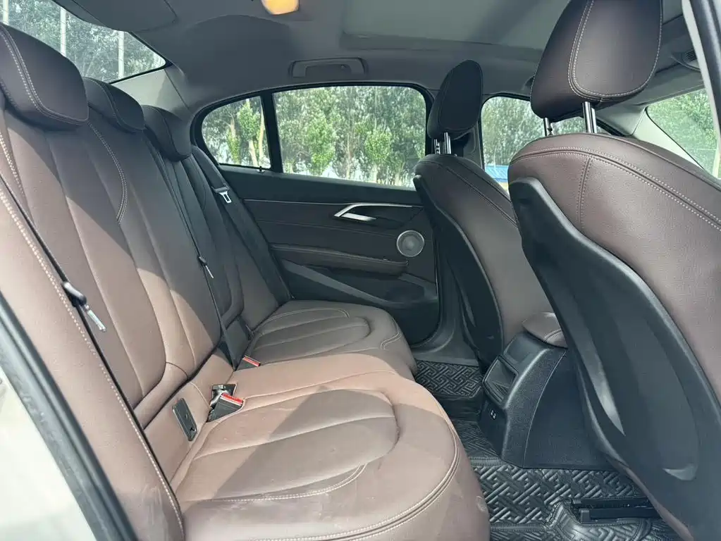 BMW 1 Series — миниатюра 15