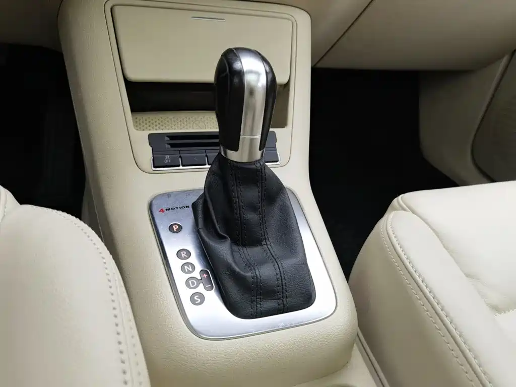 Volkswagen Tiguan — миниатюра 13