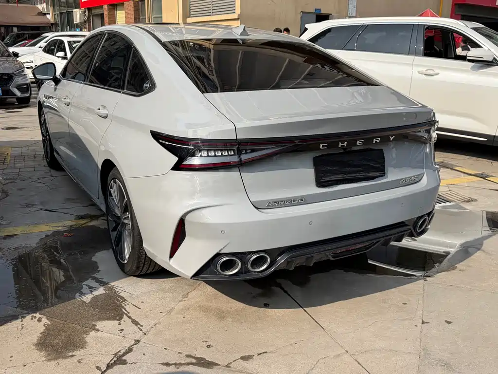 CHERY ARRIZO 8