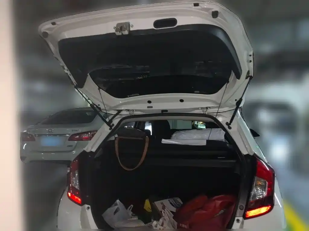 Honda Fit — миниатюра 15