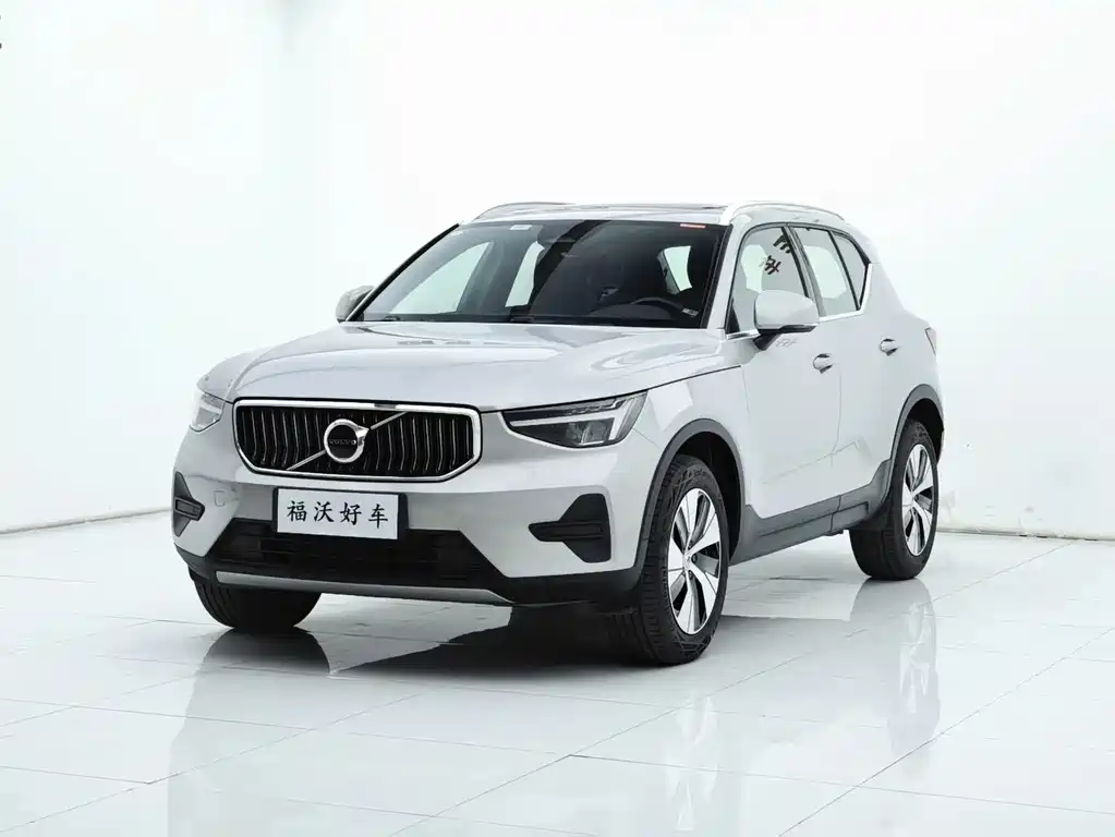 Volvo XC40 2024