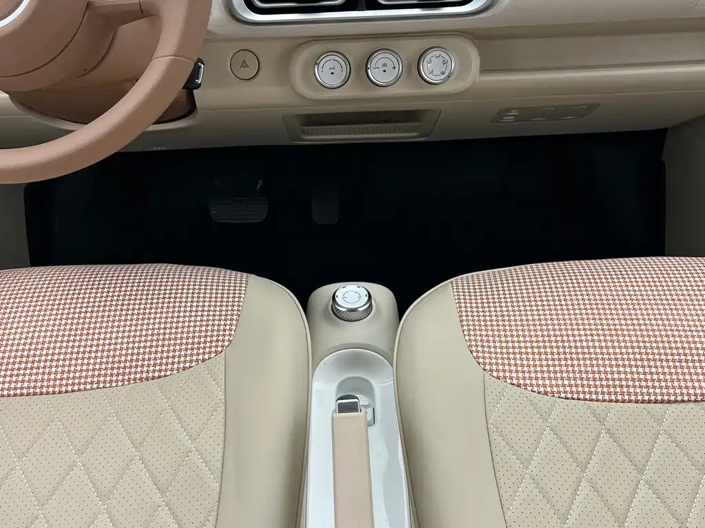 Wuling MINIEV — миниатюра 22