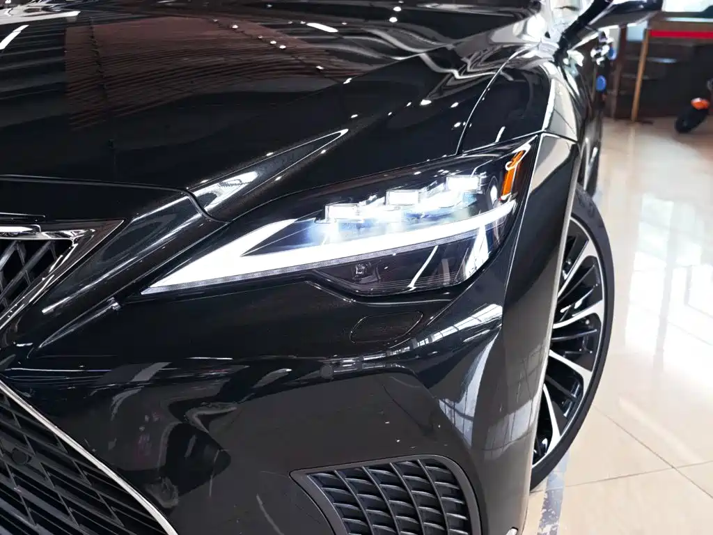 Lexus LS 2021 500h Executive