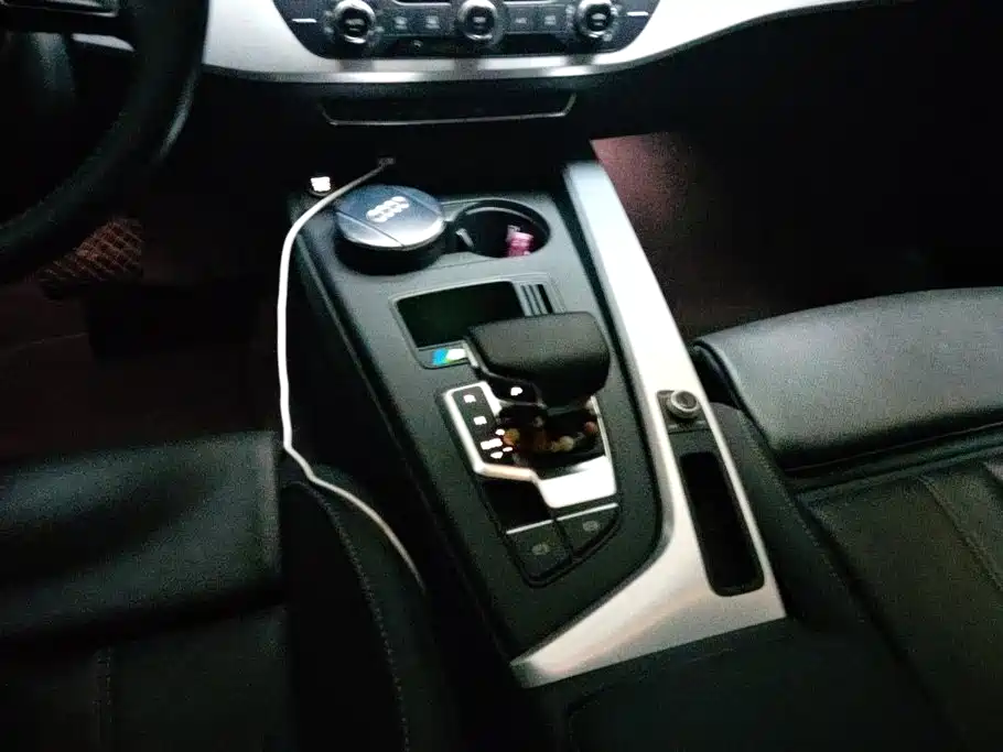 Audi A4L — миниатюра 16