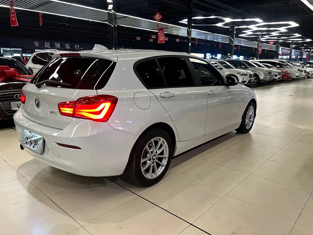 BMW 1 Series (Import) — миниатюра 12