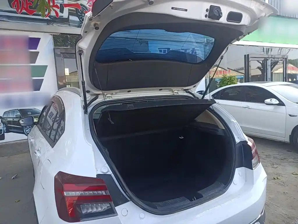 Geely Vision S1 — миниатюра 19