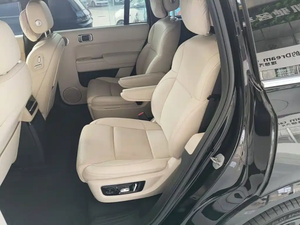 Li Auto Li L9 — миниатюра 17