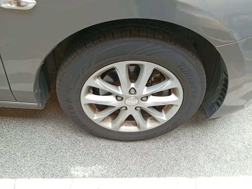 Buick GL6 — миниатюра 8