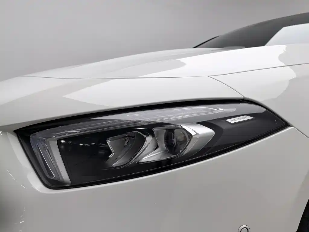 Mercedes-Benz A-Class — миниатюра 7