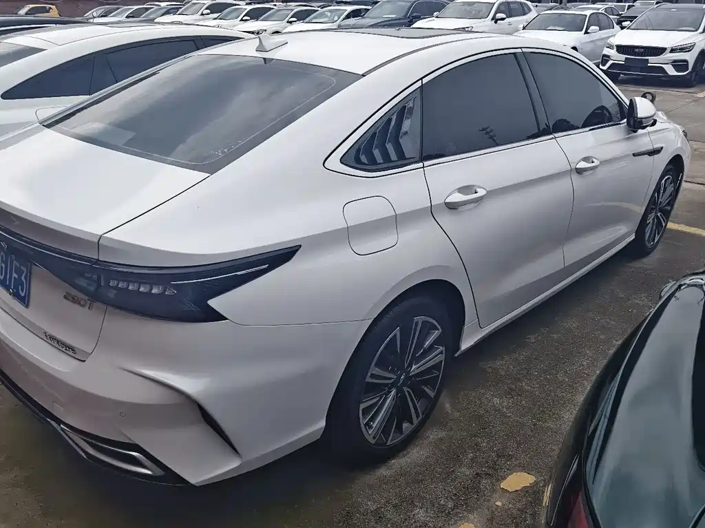 Chery Arrizo 8 — миниатюра 14