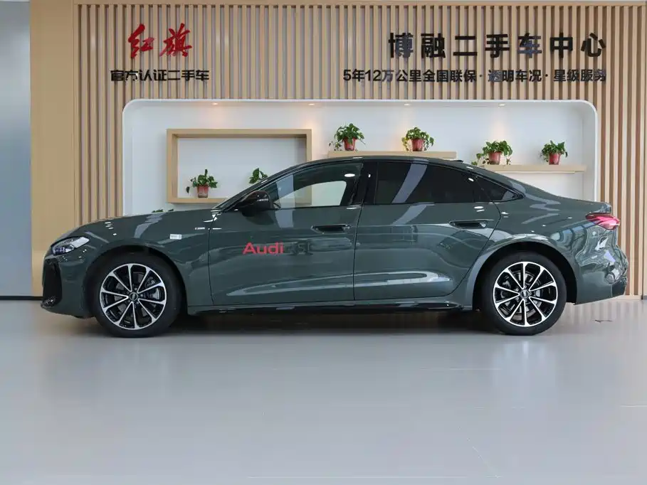 Audi A5L — миниатюра 2