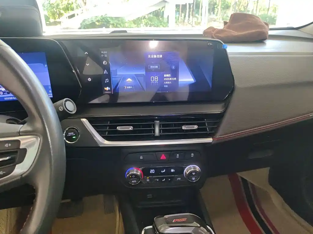 Chevrolet Trax — миниатюра 14