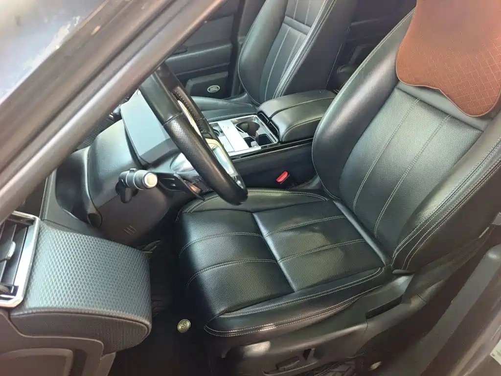 Land Rover Velar — миниатюра 16