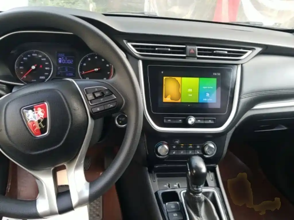Roewe RX3 — миниатюра 10