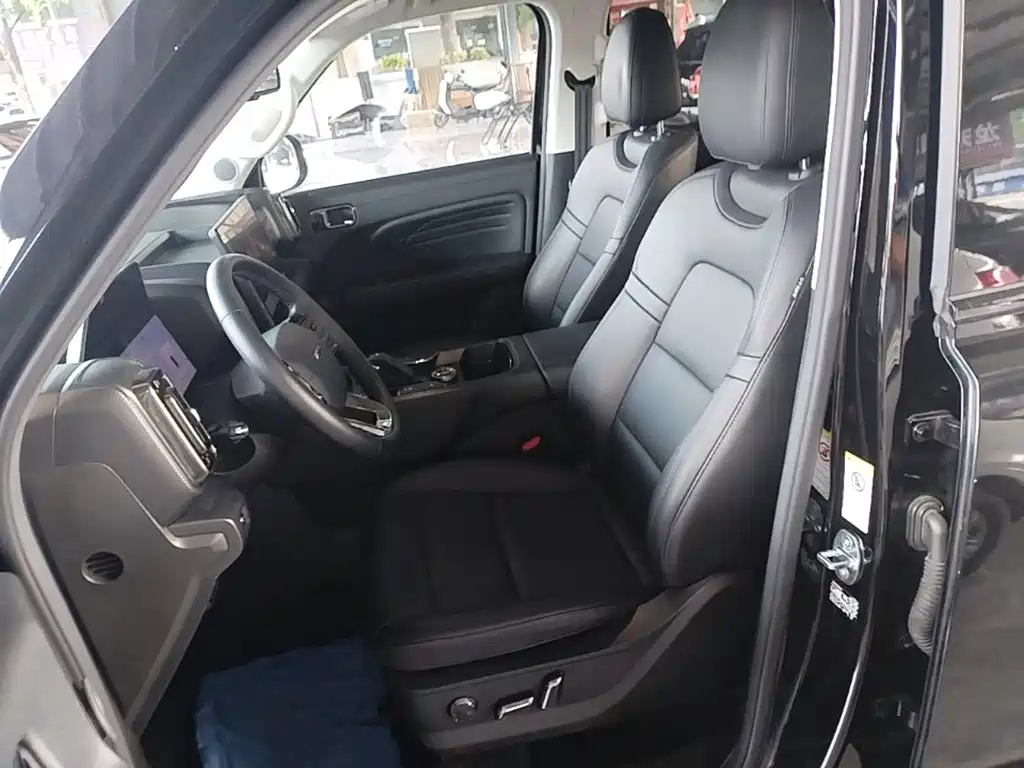 Haval Menglong New Energy — миниатюра 15