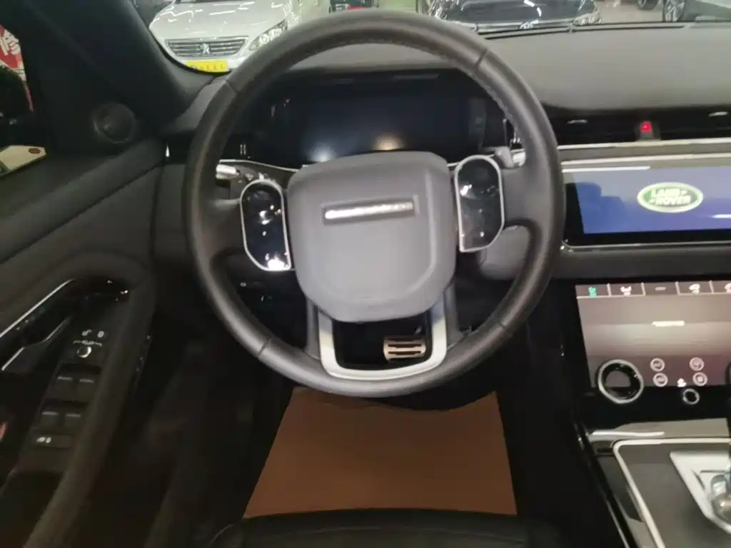 Land Rover Evoque — миниатюра 11