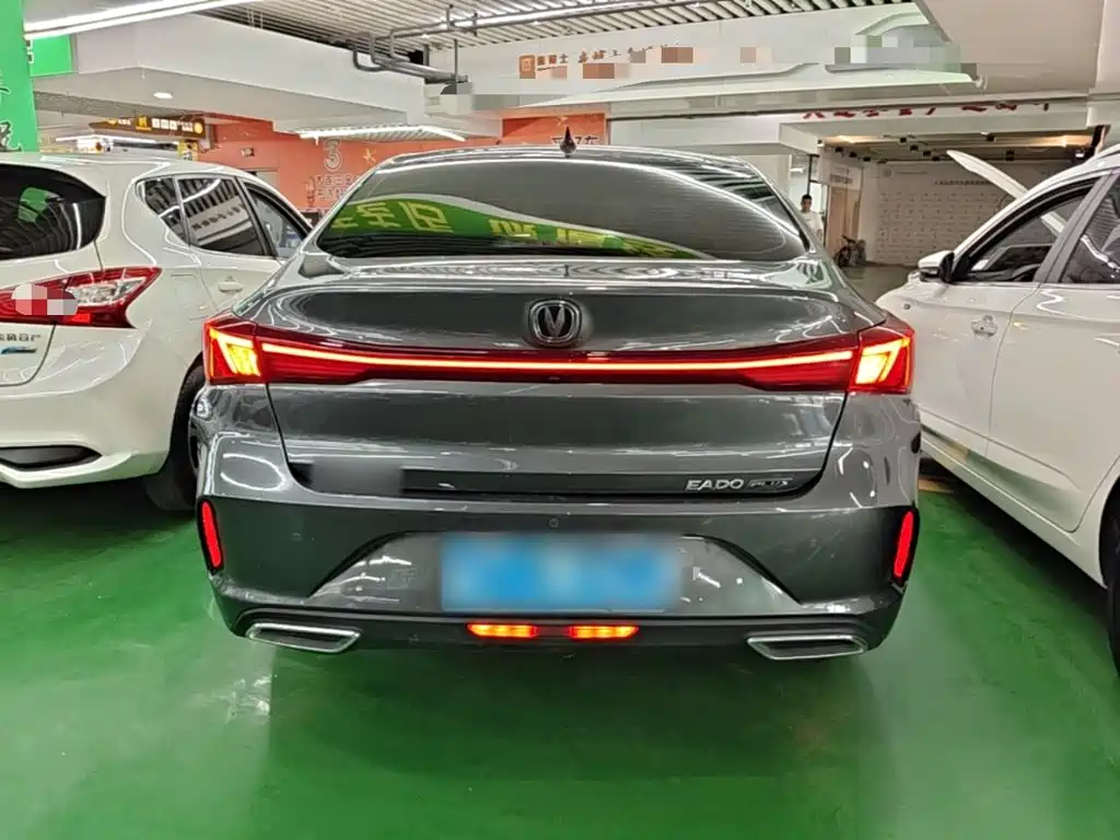 Changan Eado — миниатюра 6