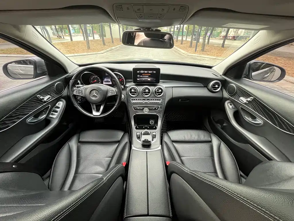 MERCEDES-BENZ C CLASS