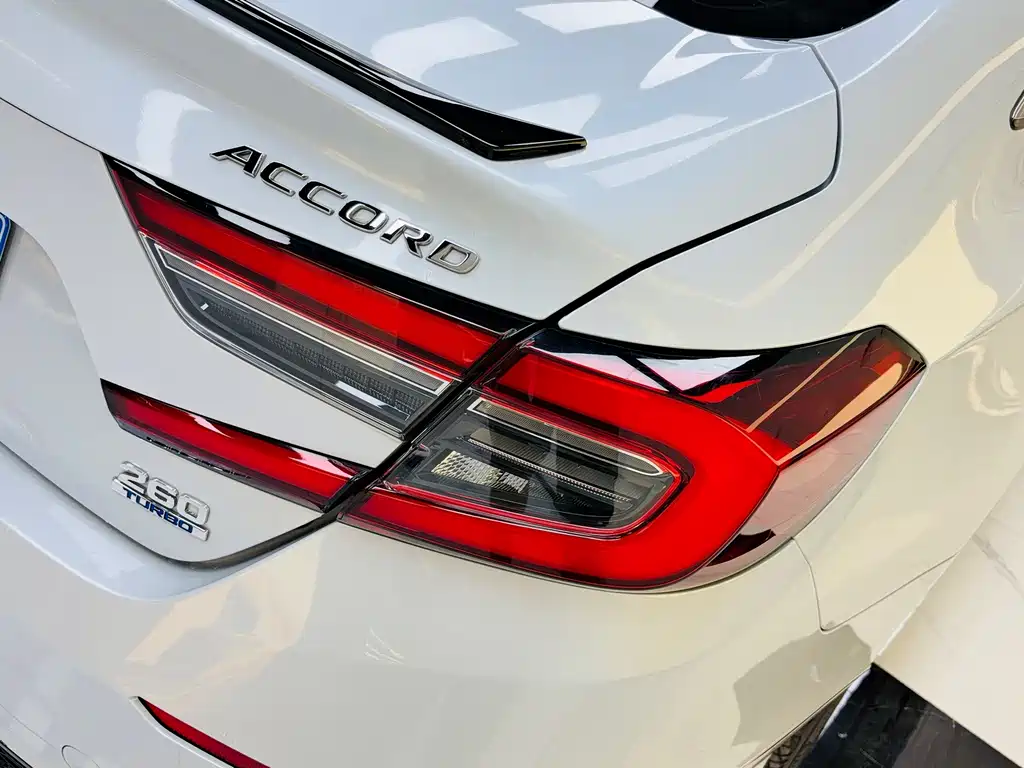 Honda Accord — миниатюра 24