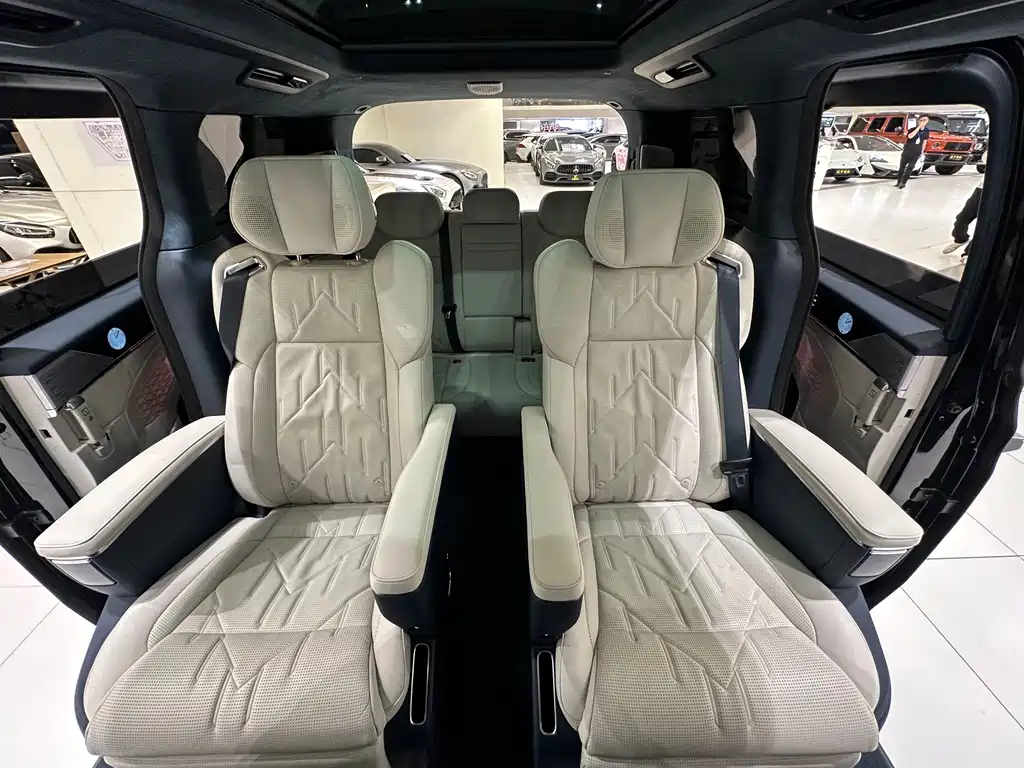 ZEEKR EXTREME KRYPTON 009