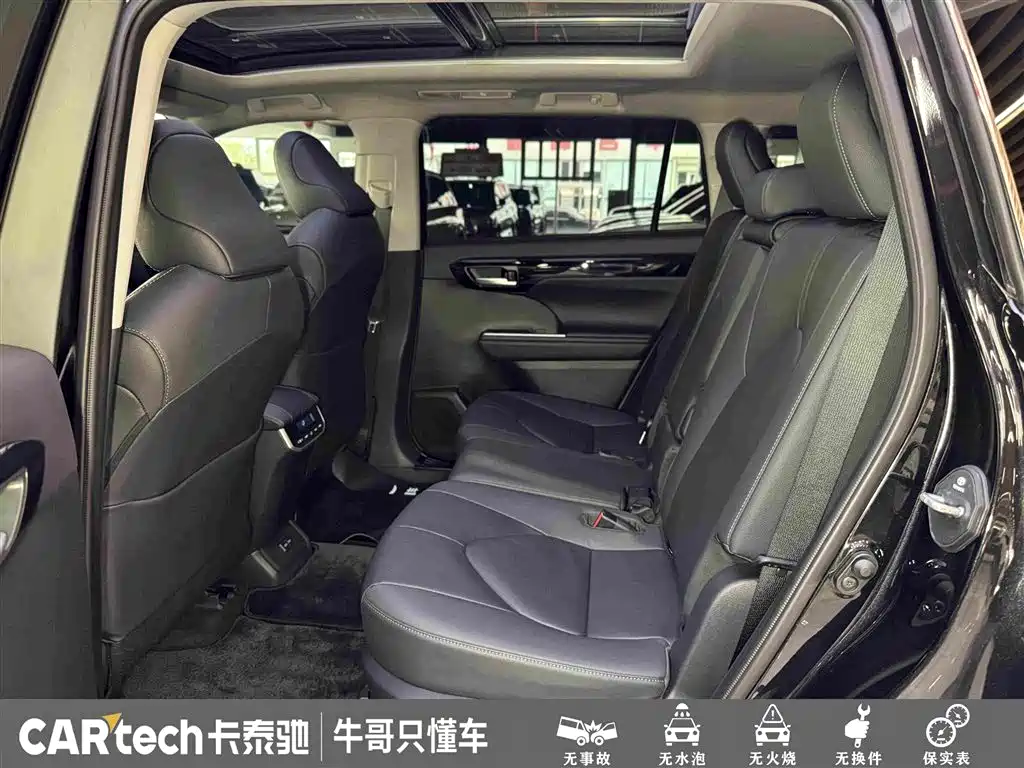 Toyota Highlander — миниатюра 24
