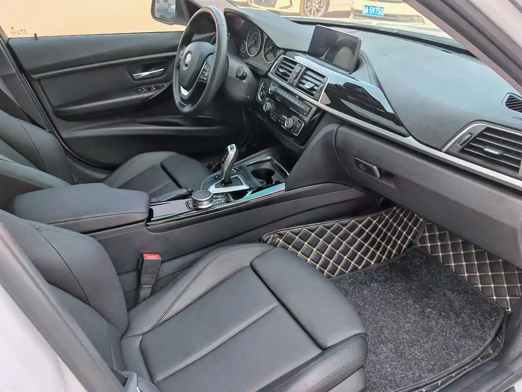 BMW 3 Series — миниатюра 16