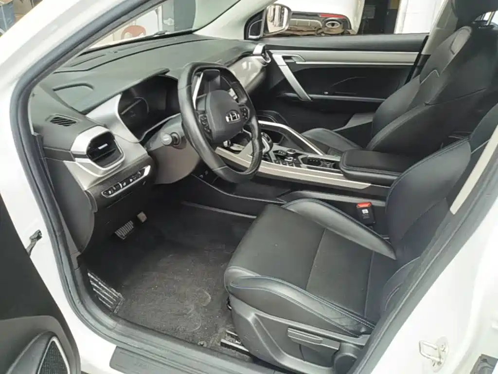 Geely Binyue NEV — миниатюра 16