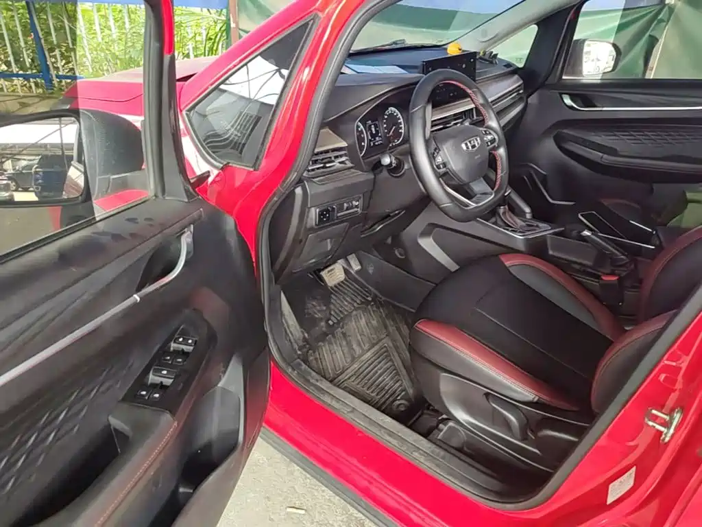 Geely Vision X3 — миниатюра 16