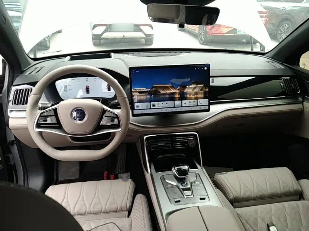 BYD Tang New Energy — миниатюра 10