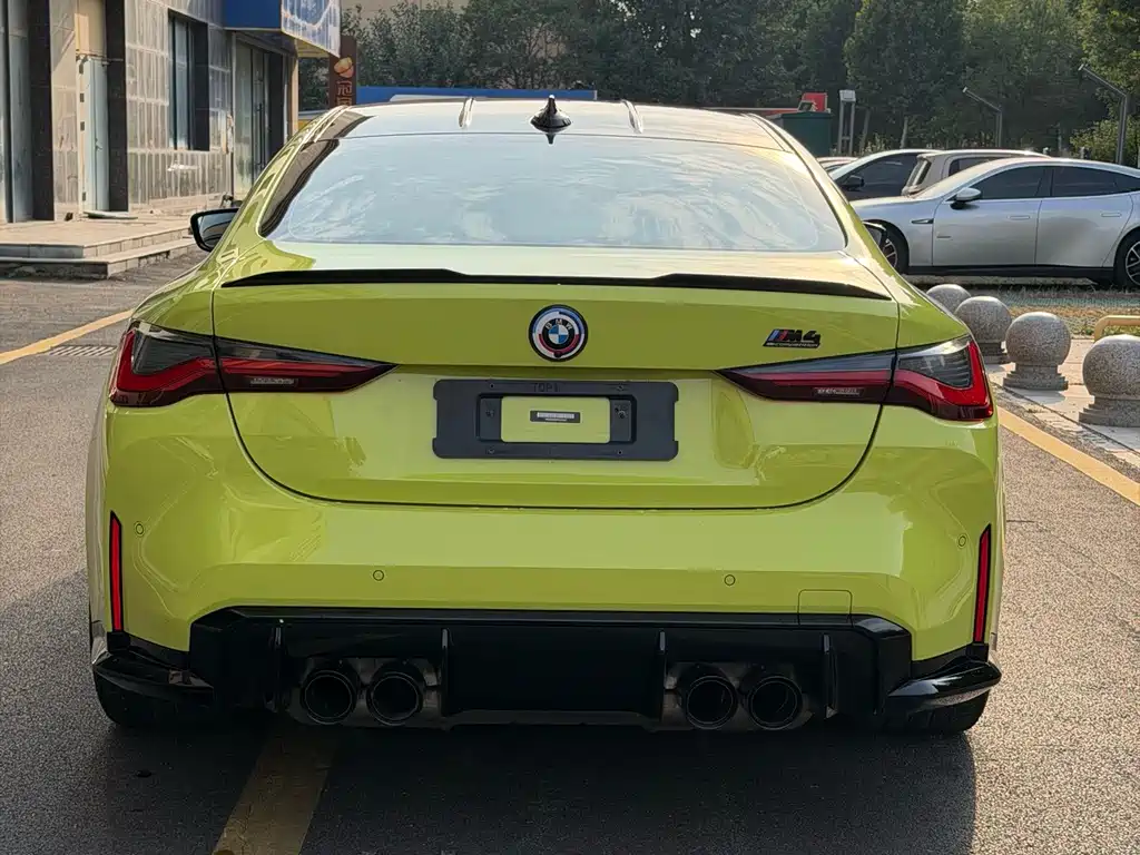 BMW M4 — миниатюра 5