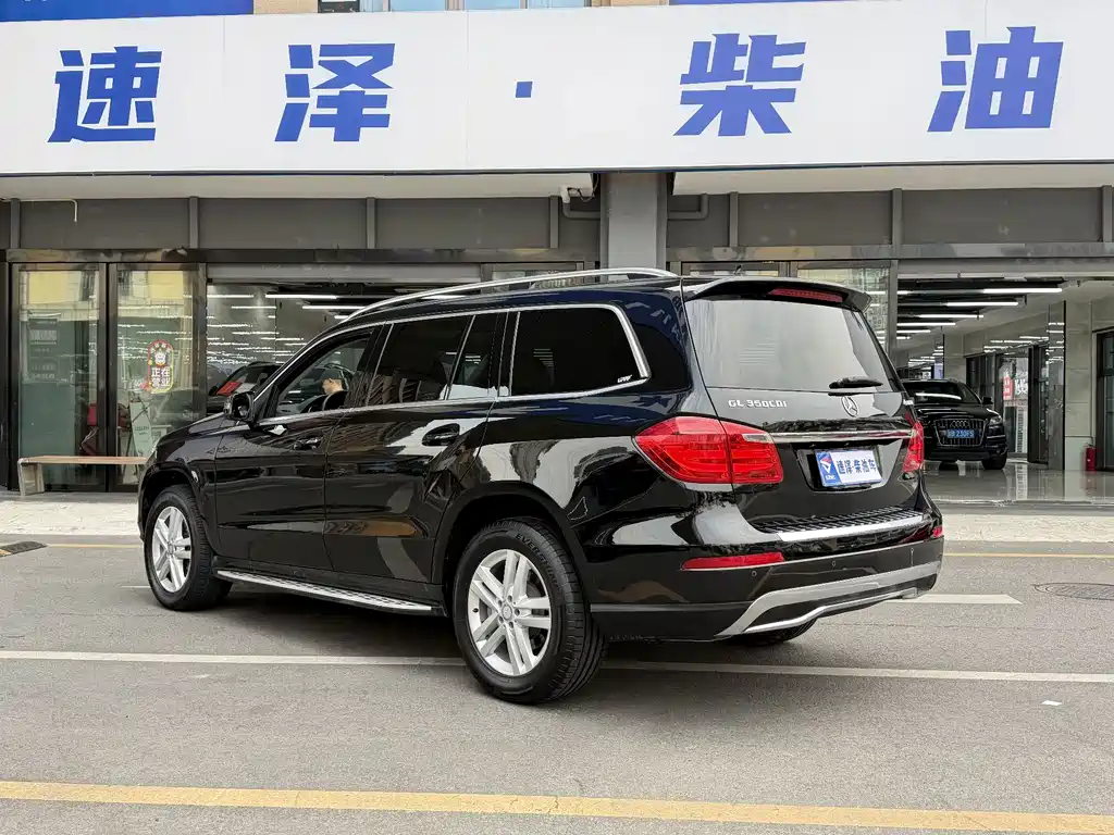Mercedes-Benz GL-Class — миниатюра 5