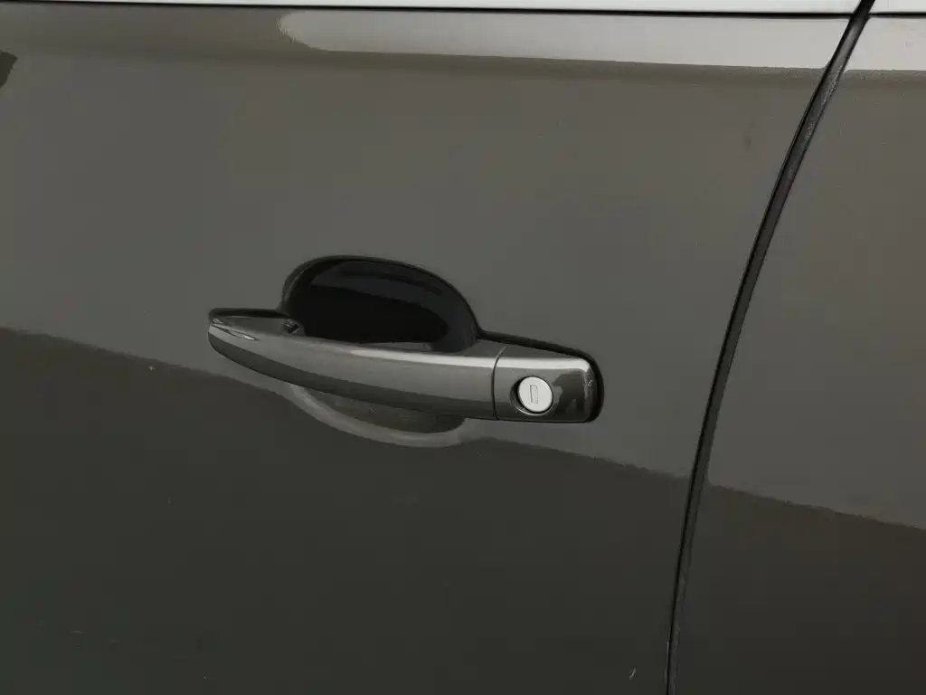 Peugeot 3008 — миниатюра 18