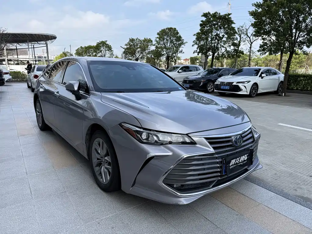 TOYOTA ASIAN DRAGON