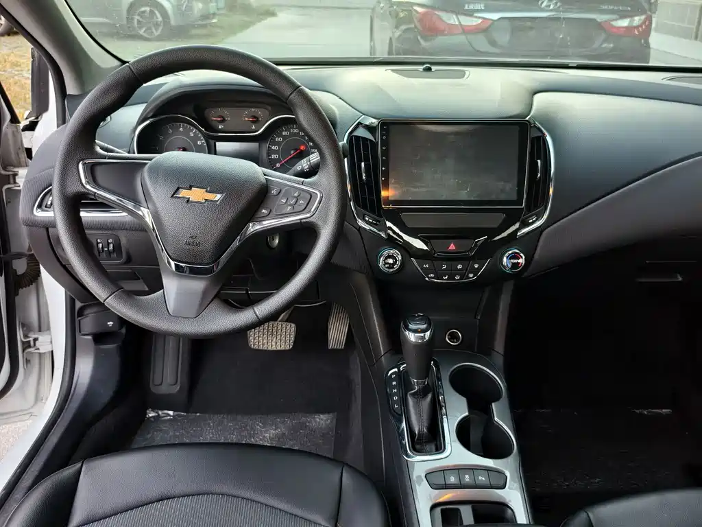 Chevrolet Cruze — миниатюра 4