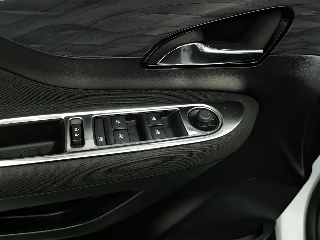 Buick Encore 2017 18T AT Fashion