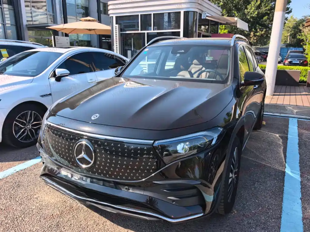 Mercedes-Benz EQB