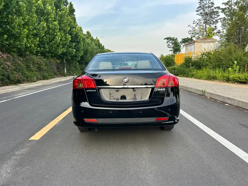 Buick Excelle — миниатюра 6