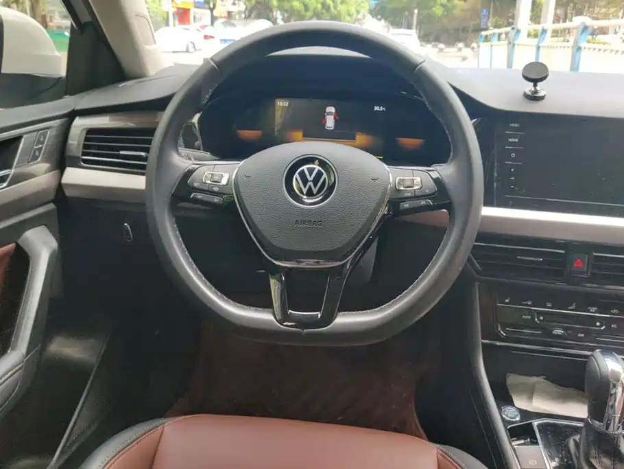 Volkswagen Lavida — миниатюра 15