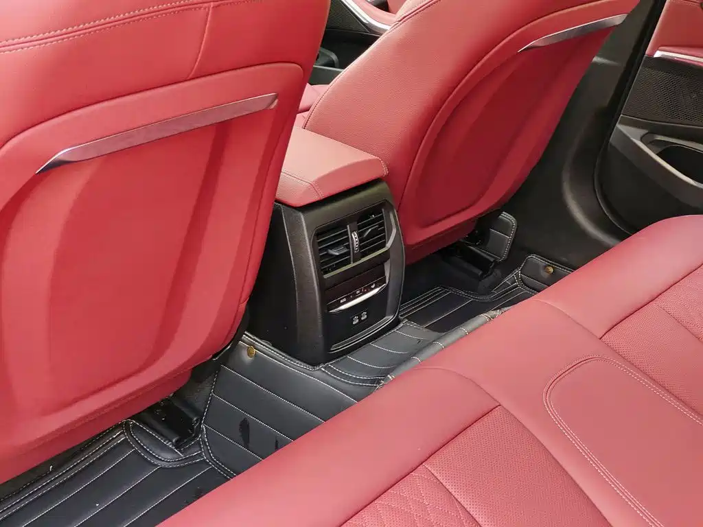 BMW 3 Series — миниатюра 9