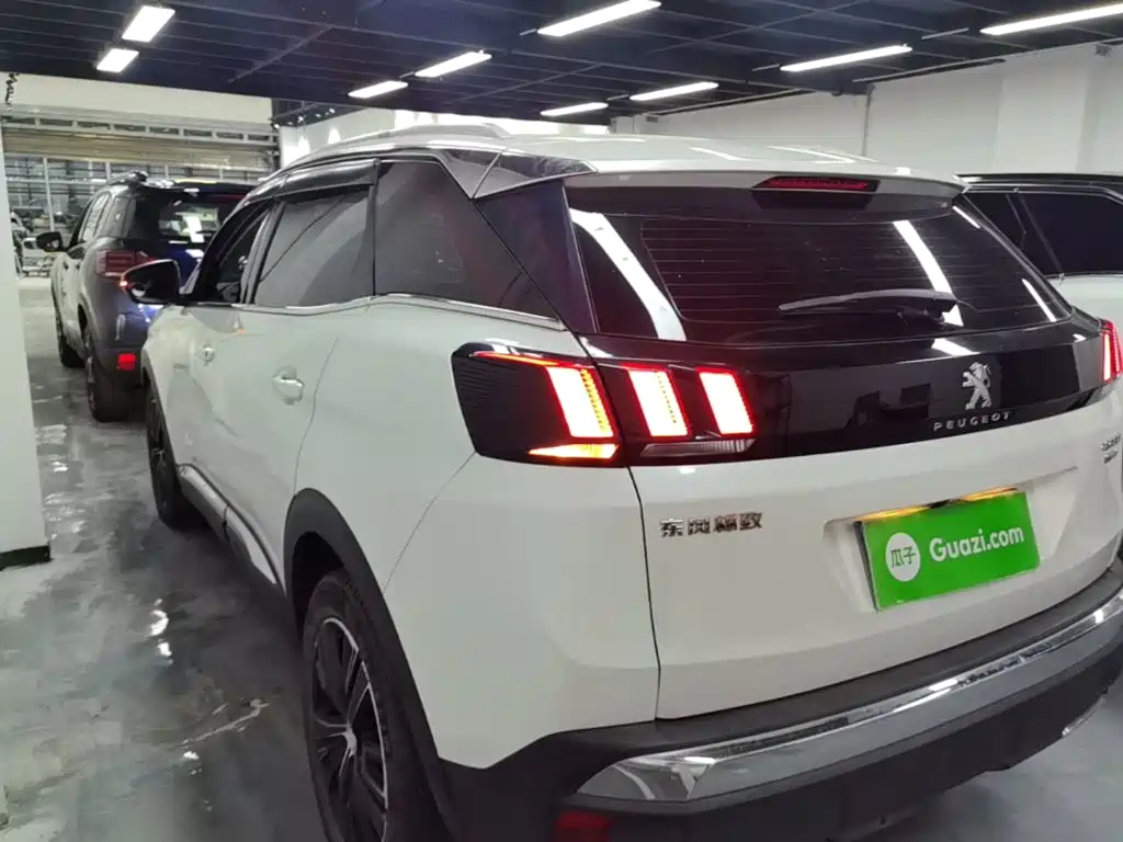Peugeot 4008 — миниатюра 5