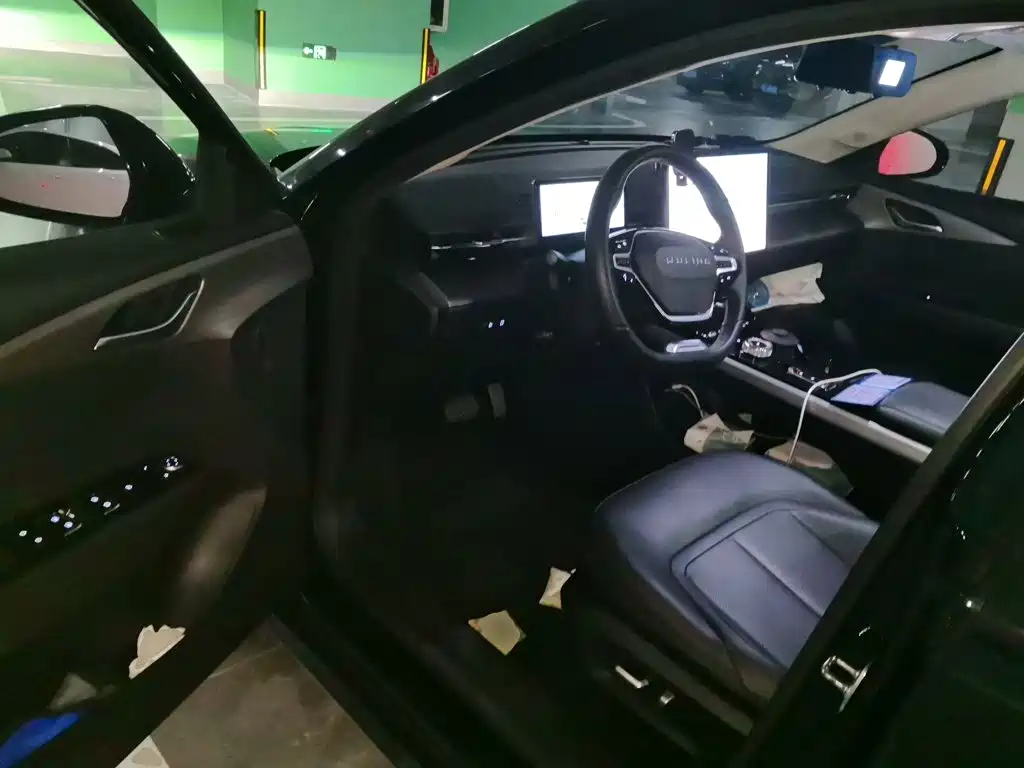 Wuling Xingguang — миниатюра 17