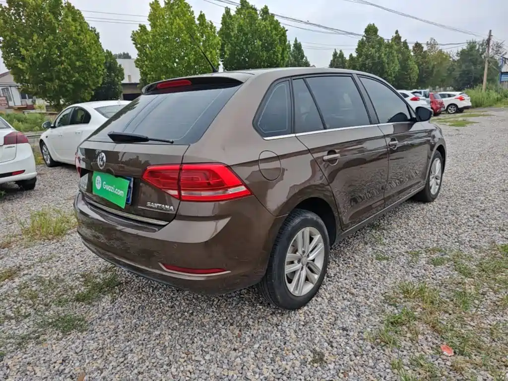Volkswagen Santana — миниатюра 7