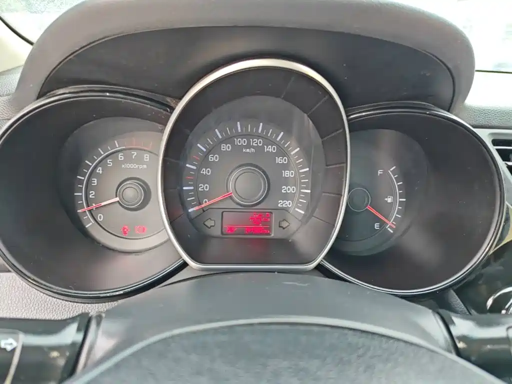 Kia K2 — миниатюра 12