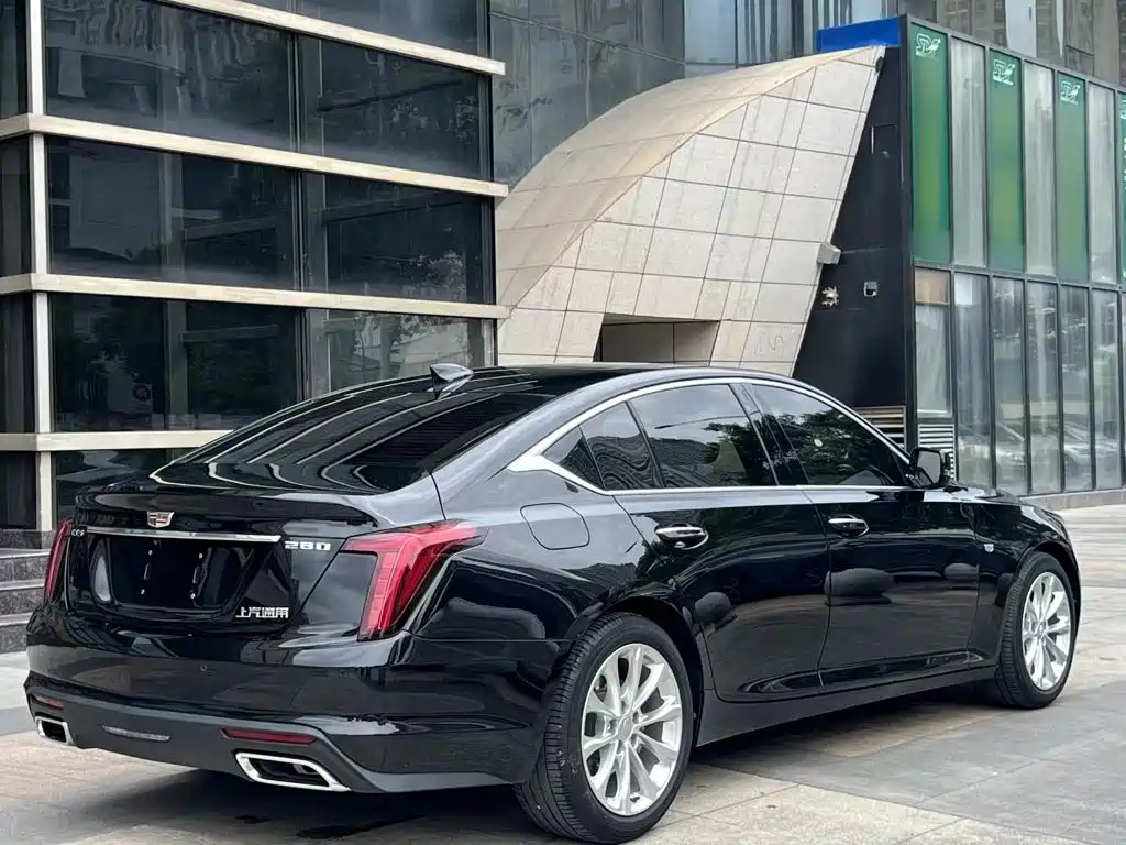 Cadillac CT5 — миниатюра 11