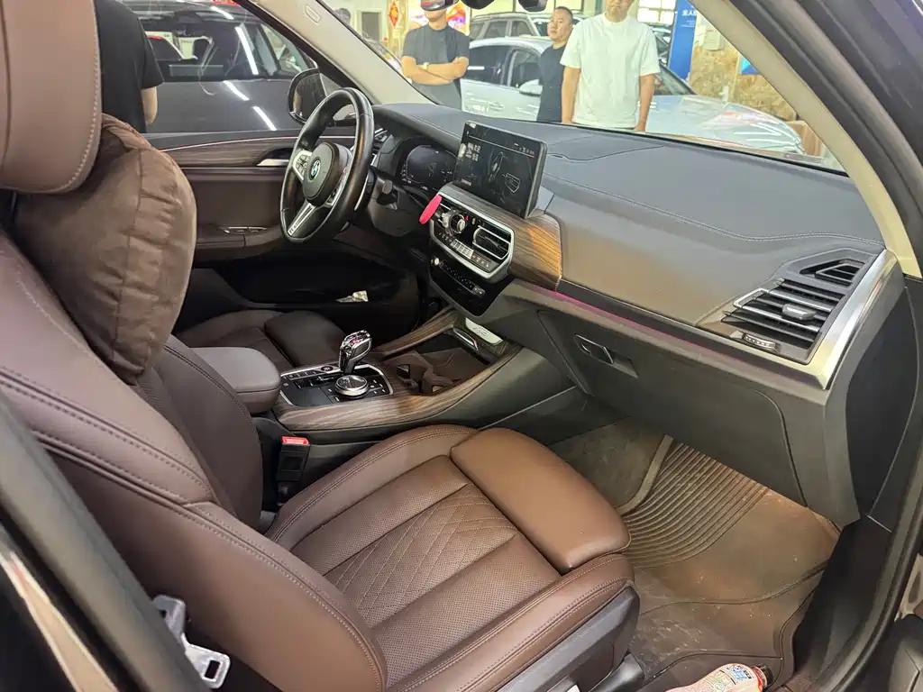 BMW X3 — миниатюра 7