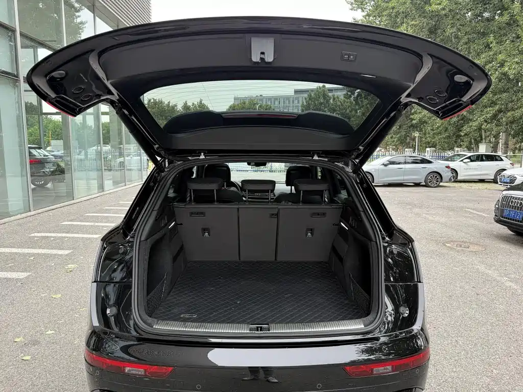 Audi Q5L — миниатюра 16