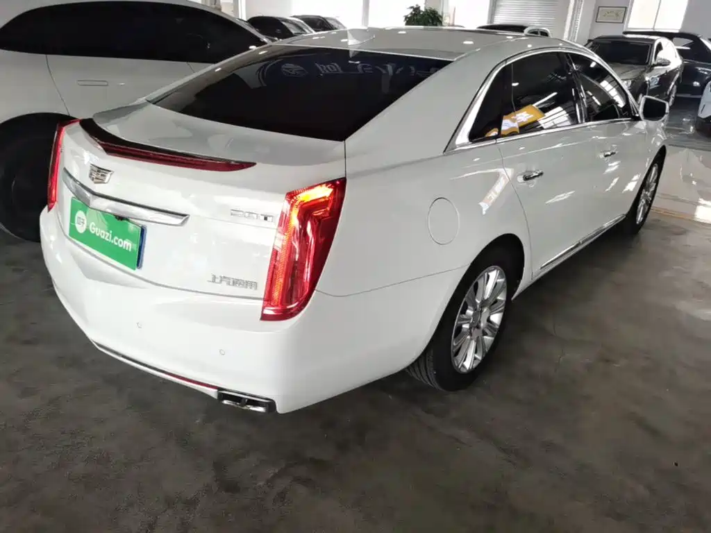 Cadillac XTS — миниатюра 7