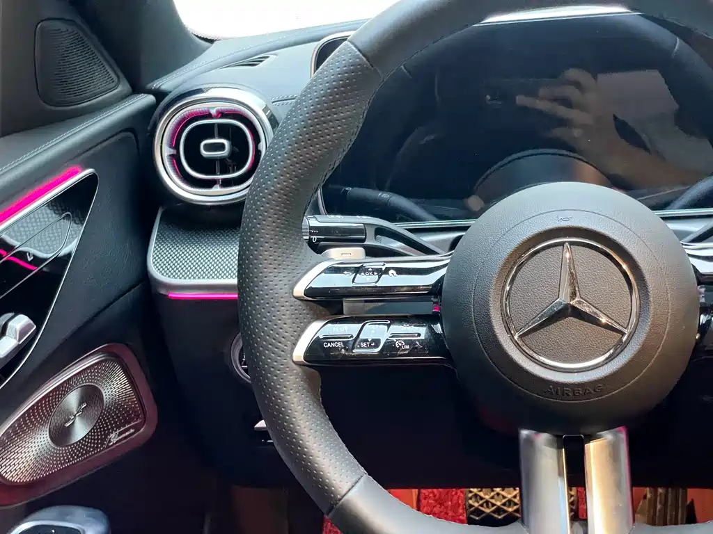 Mercedes-Benz C-Class — миниатюра 15