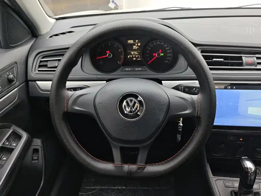 Volkswagen Lavida — миниатюра 15
